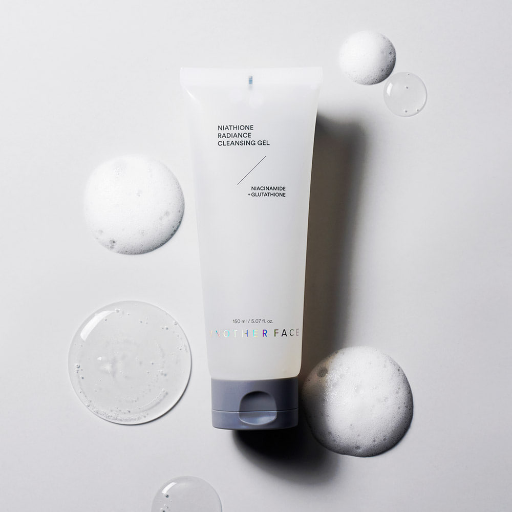 NIATHIONE RADIANCE CLEANSING GEL