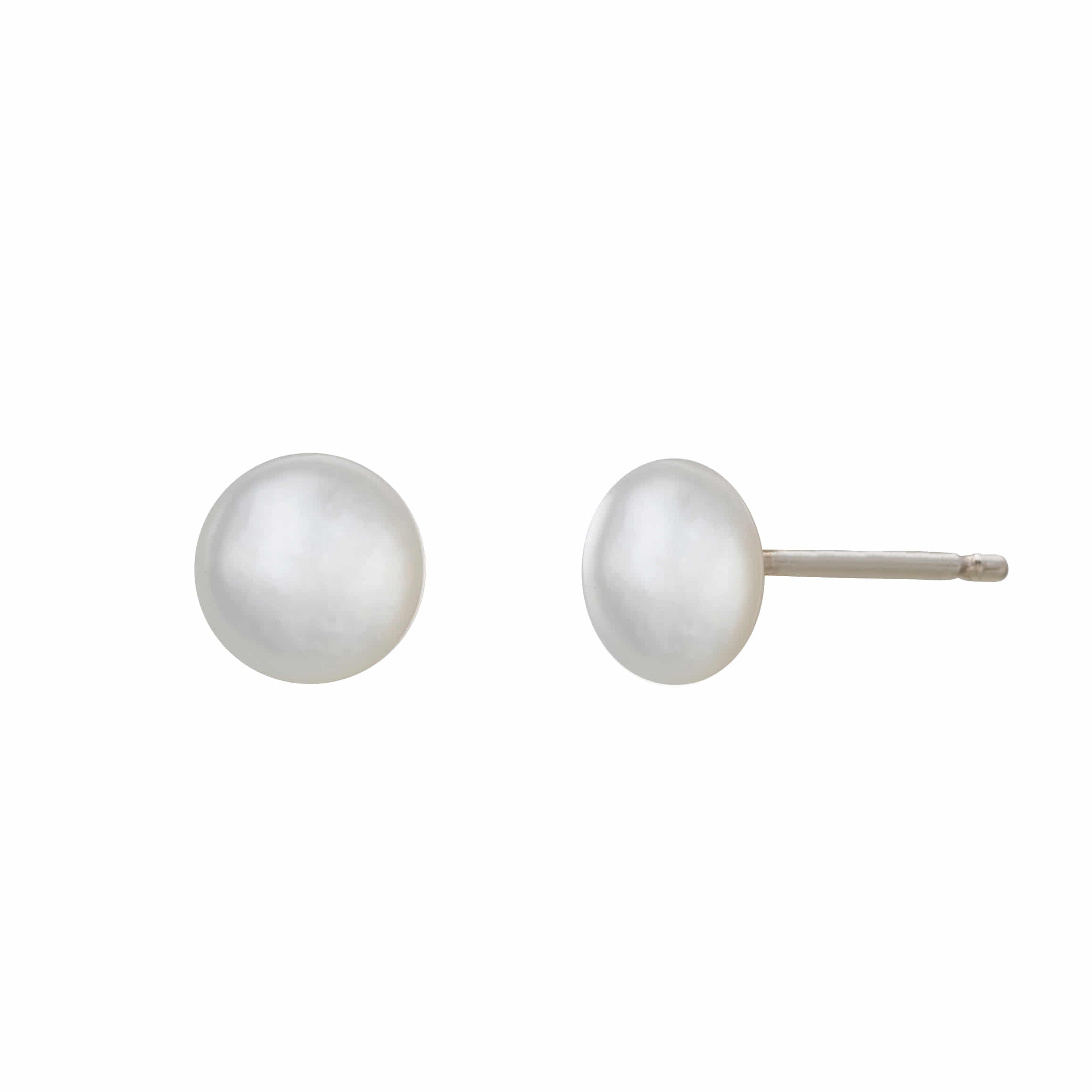 圆形珍珠贝壳耳环 - 白色