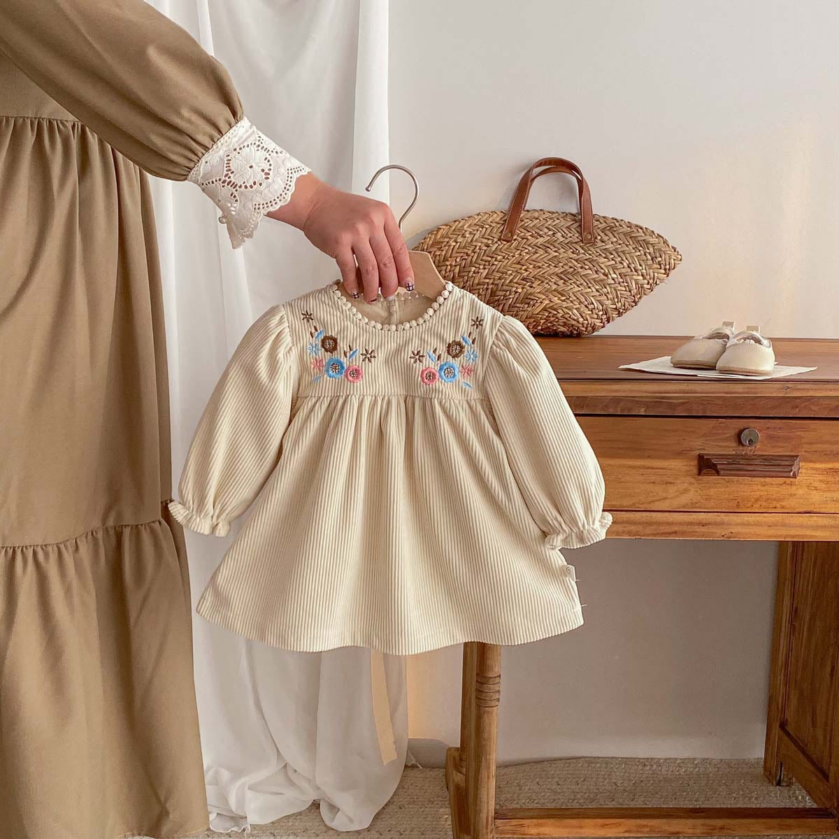 花刺繍 コーデュロイ ワンピース | Skyhug