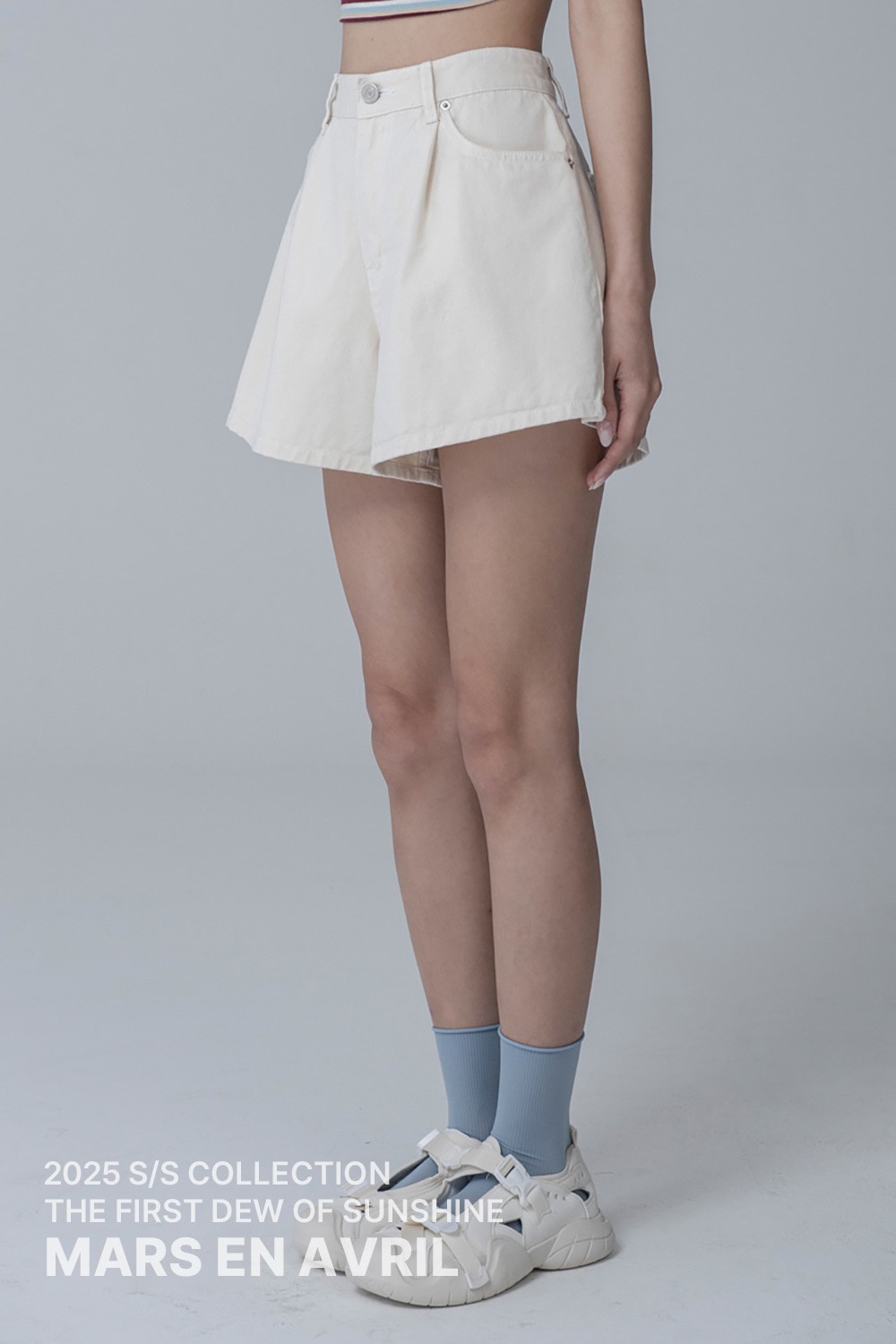 COTTON FLARE TUCK WIDE SHORTS_LIGHT BEIGE | ファッション通販