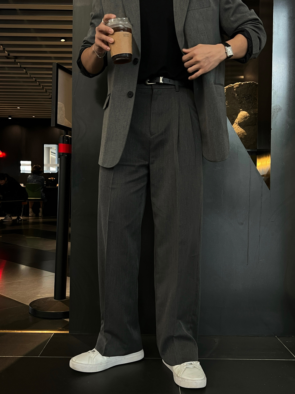 褲子模特兒穿著圖片-S53L9