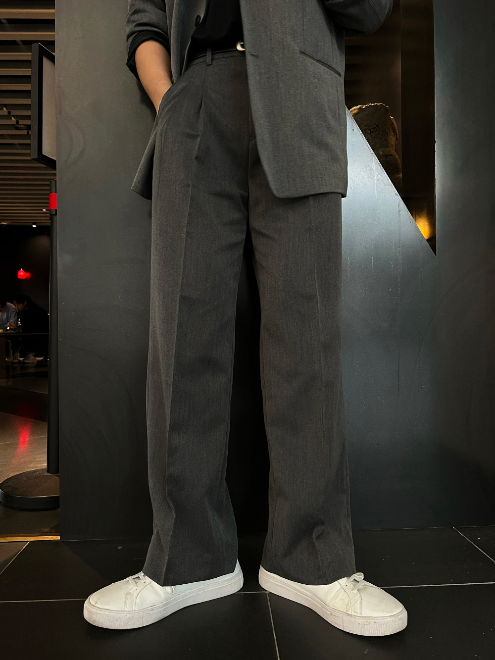 褲子模特兒穿著圖片-S53L3