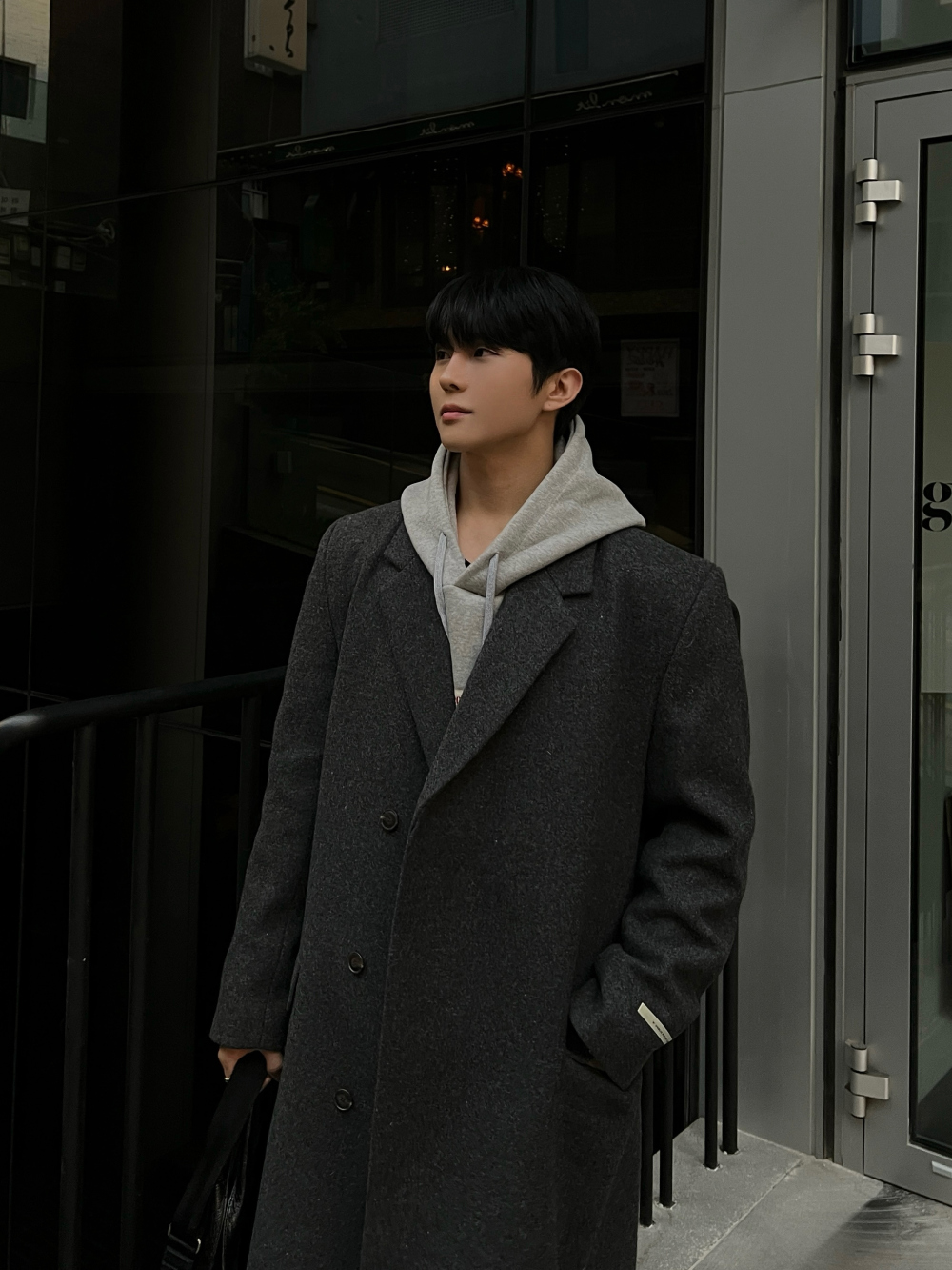 코트 모델 착용 이미지-S65L65