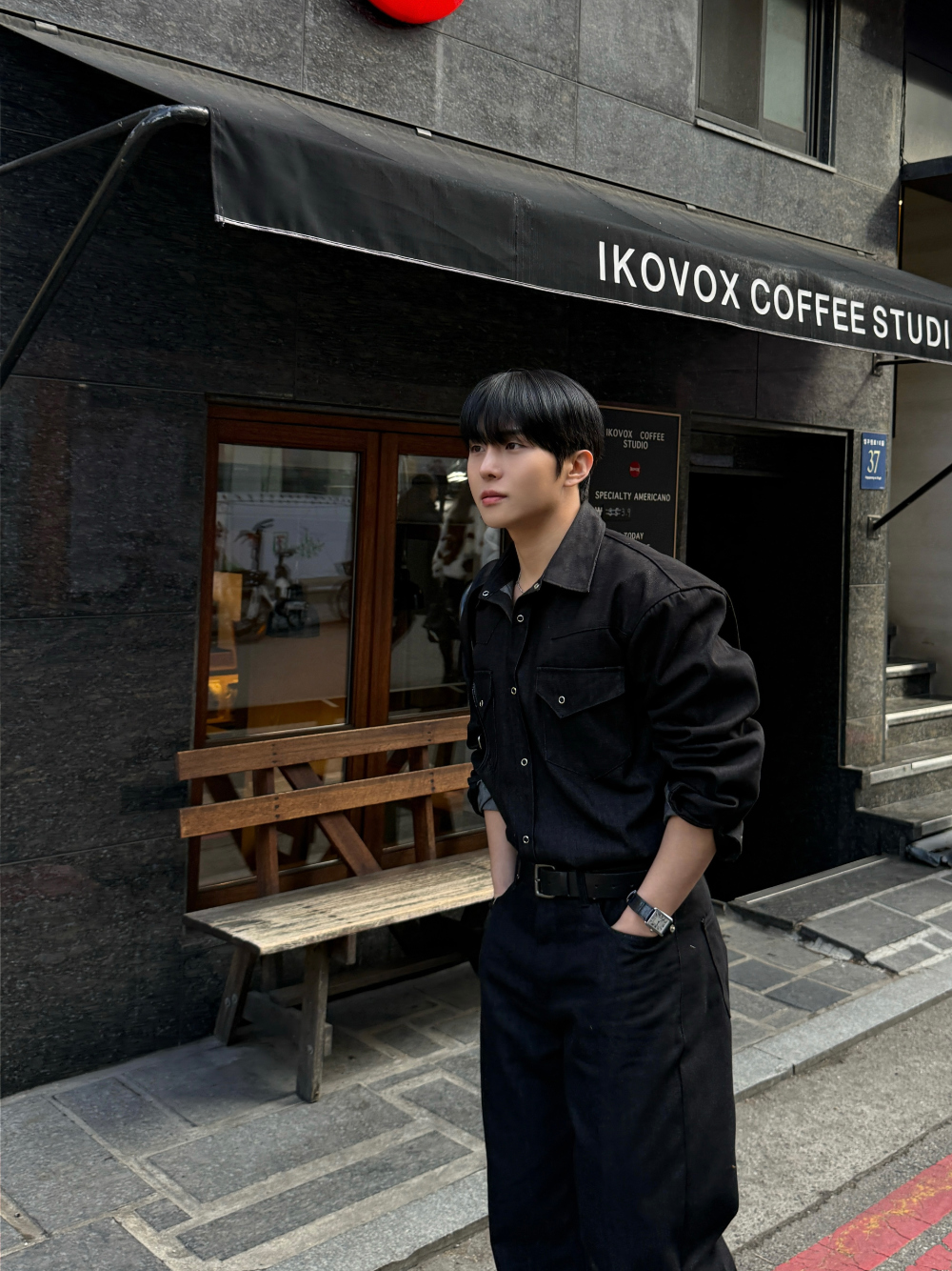 악세사리 모델 착용 이미지-S137L13