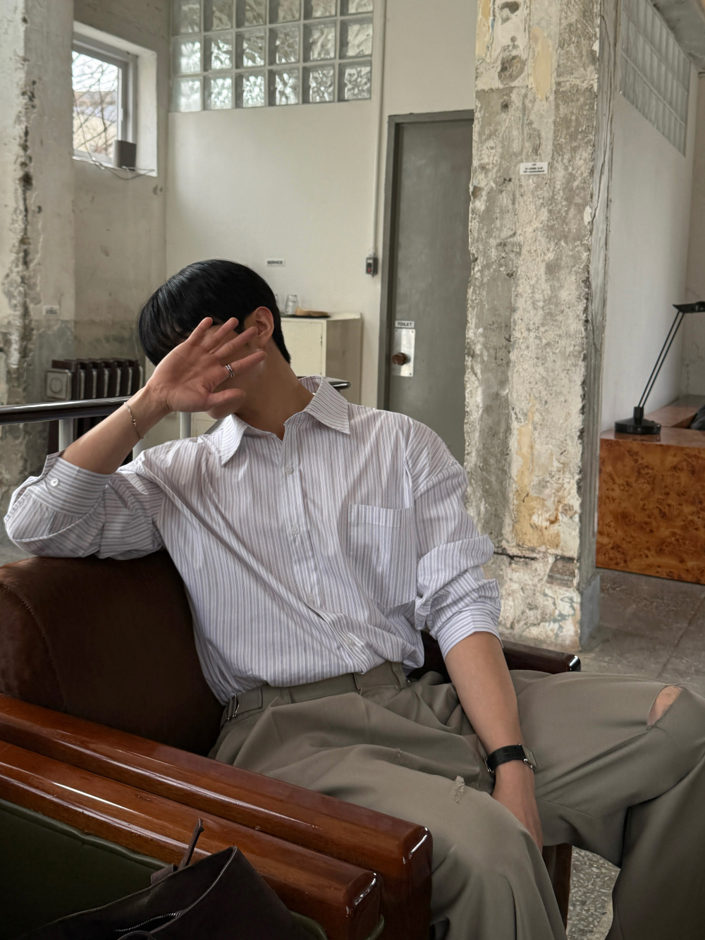 악세사리 모델 착용 이미지-S57L7