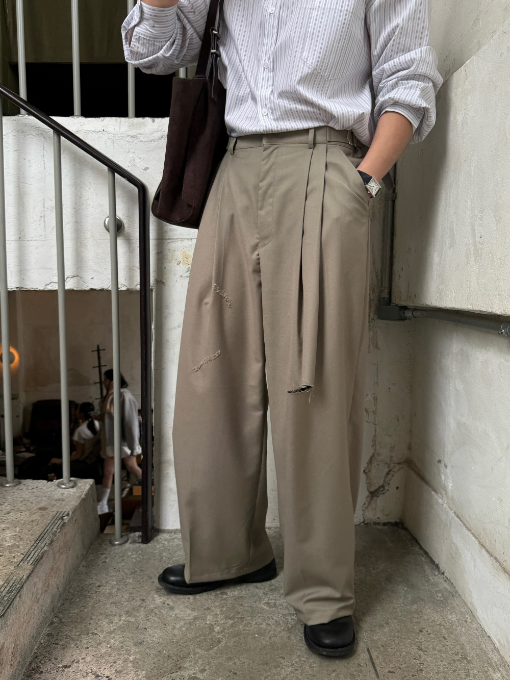 악세사리 모델 착용 이미지-S57L29