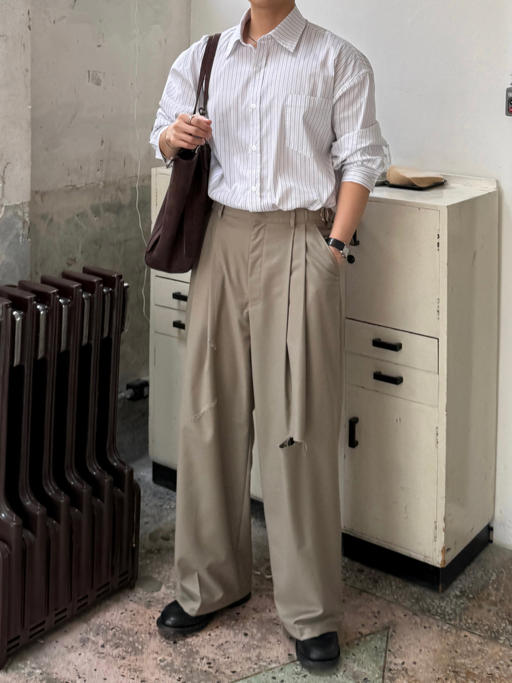 악세사리 모델 착용 이미지-S57L8