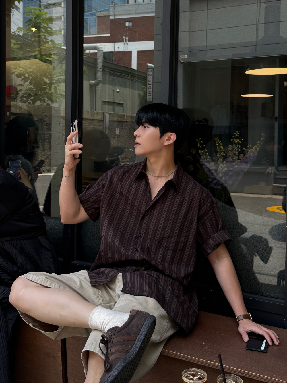 악세사리 모델 착용 이미지-S198L12