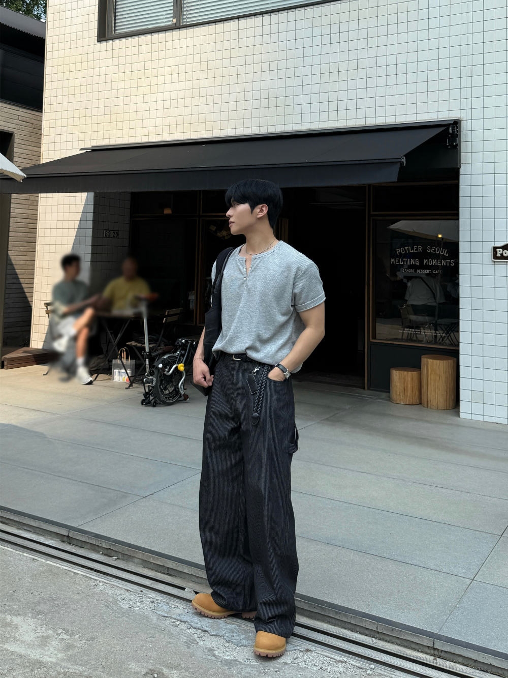 악세사리 모델 착용 이미지-S198L14