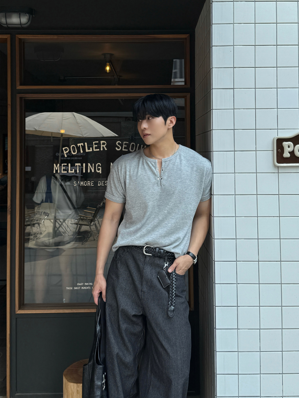 악세사리 모델 착용 이미지-S198L11