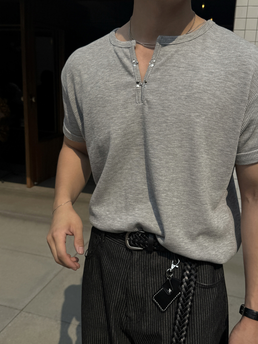 악세사리 모델 착용 이미지-S198L26