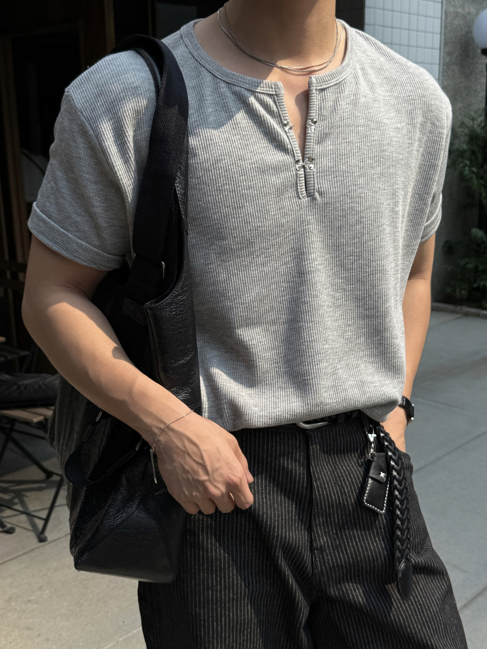 악세사리 모델 착용 이미지-S198L29