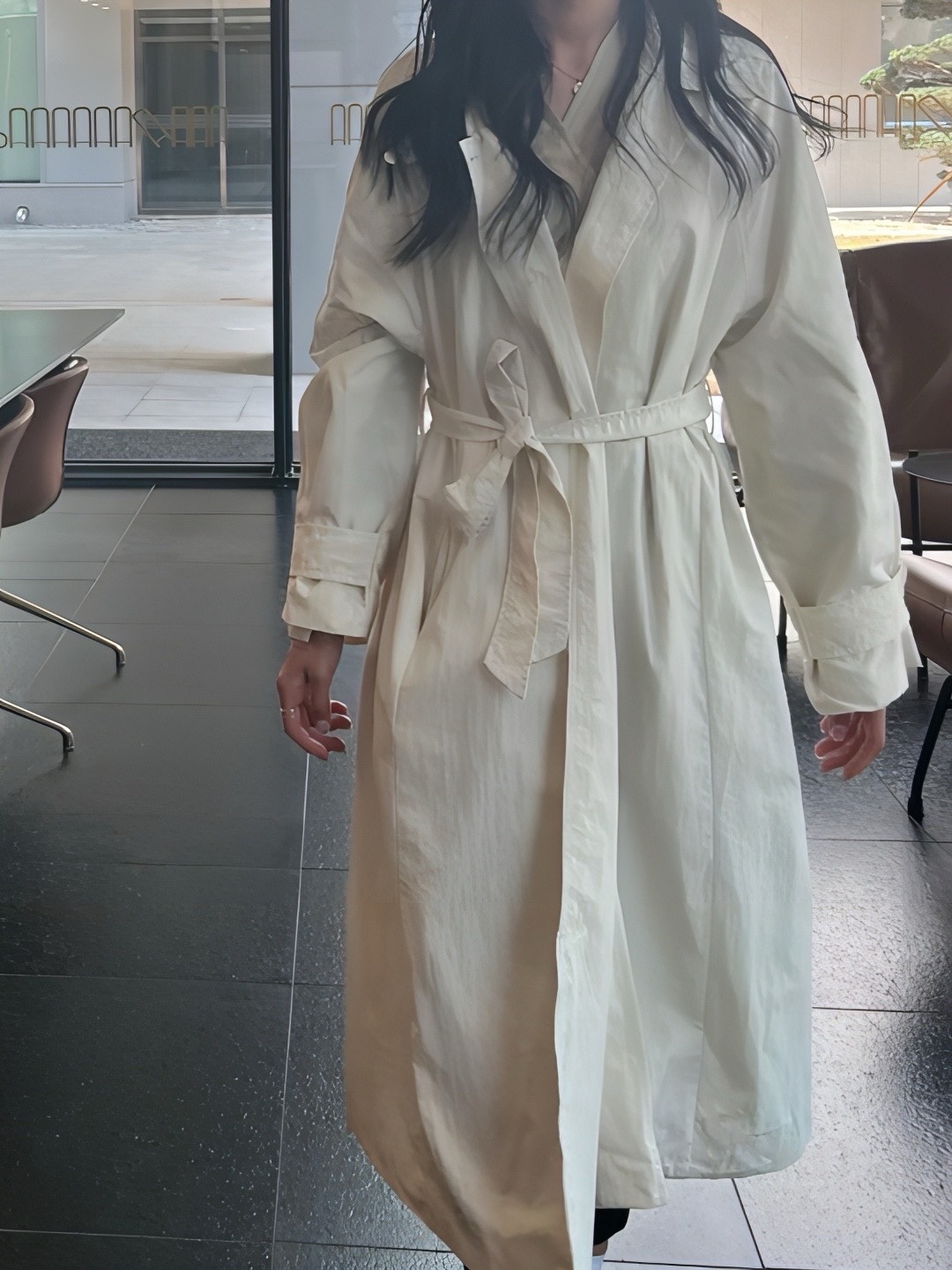 loose-fit lightweight long trench coat