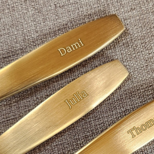 Engraving add-on (1 item)