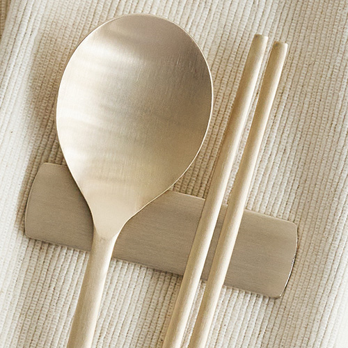 Square chopstick rest