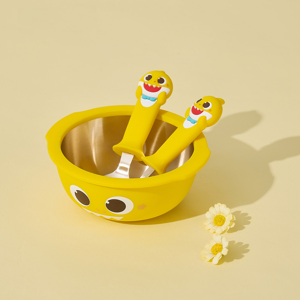 Baby Shark spoon, fork and bowl set
