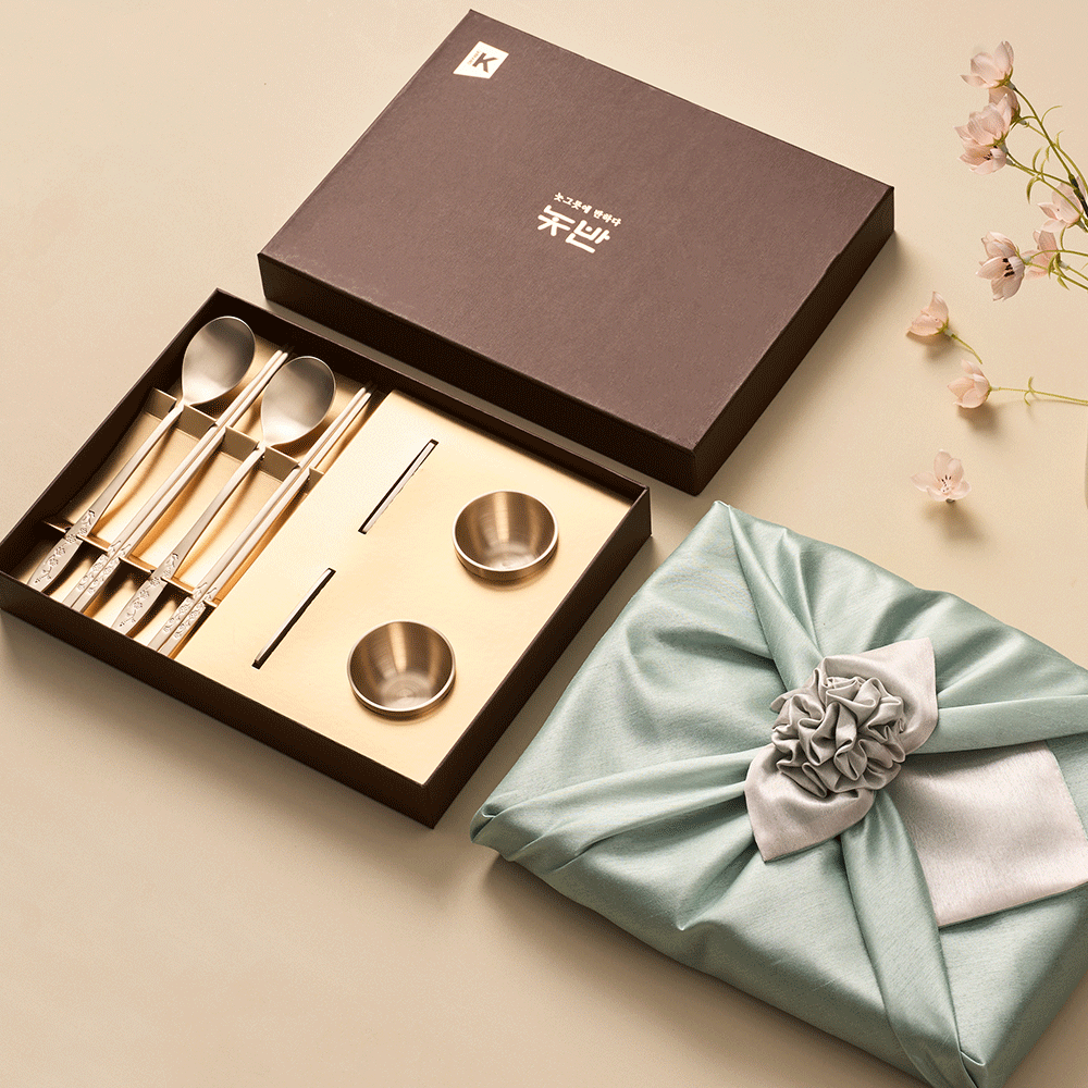 Plum blossom 2-person spoon, chopstick and liquor cup gift set