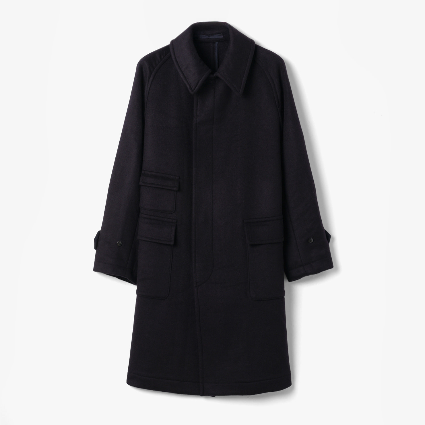 [EXCLUSIVE] TRAVELLER COAT NAVY