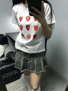strawberry short T (2color)