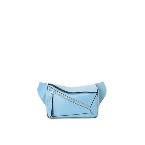 로에베 남성 벨트백 Small Puzzle bumbag in classic calfskin Olympic Blue B510P35X09-5016