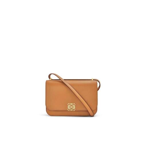 로에베 여성 숄더백 크로스백 Goya bag in silk calfskin Warm Desert A896N01X03-2586