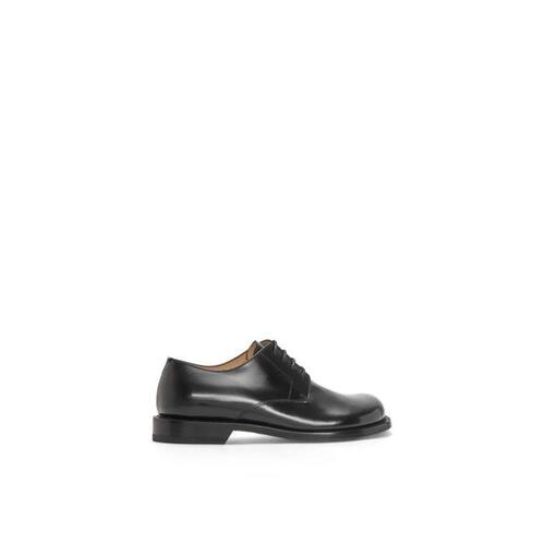 로에베 남성 구두 로퍼 Derby shoe in brushed off calfskin Black M815284X02-1100
