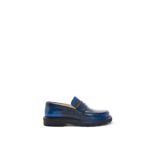 로에베 여성 로퍼 레이스업 Blaze loafer in bicolour brushed off calfskin Royal Blue/Black L815290X13-5404