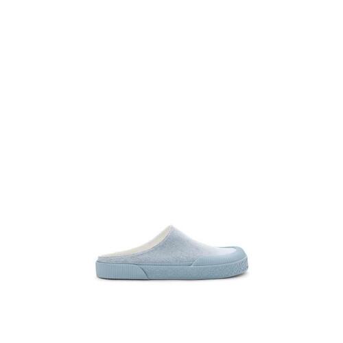 로에베 남성 샌들 슬리퍼 Vulcanised sneakermule in denim Denim M616282X32-8741