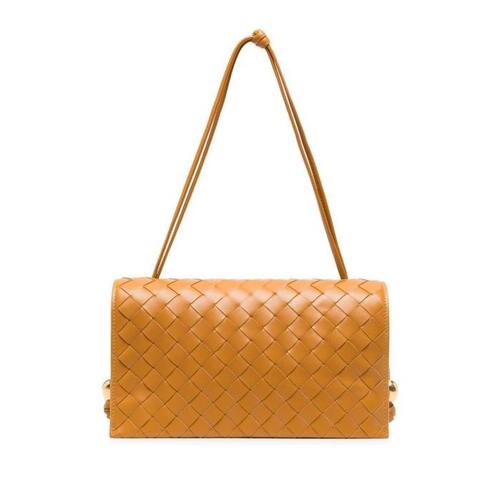 보테가베네타 여성 숄더백 크로스백 brown Trio intrecciato leather mini bag 18613053_717435VCPP3