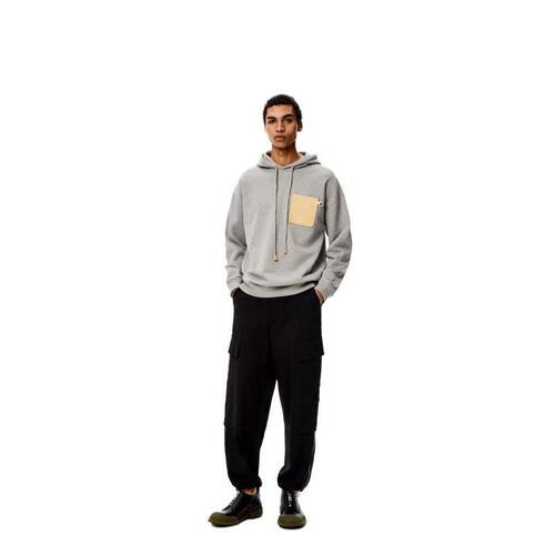 로에베 남성 후드티 후드집업 Relaxed fit hoodie in cotton Grey H526Y25J12-1120