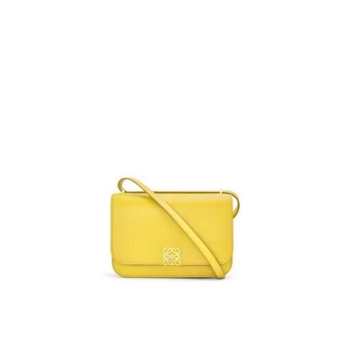 로에베 여성 숄더백 크로스백 Goya bag in silk calfskin Yellow A896N01X03