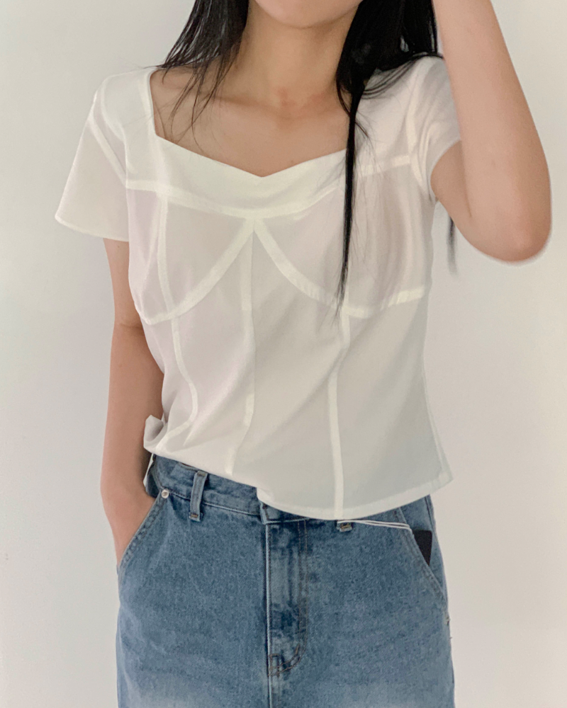 simple line blouse