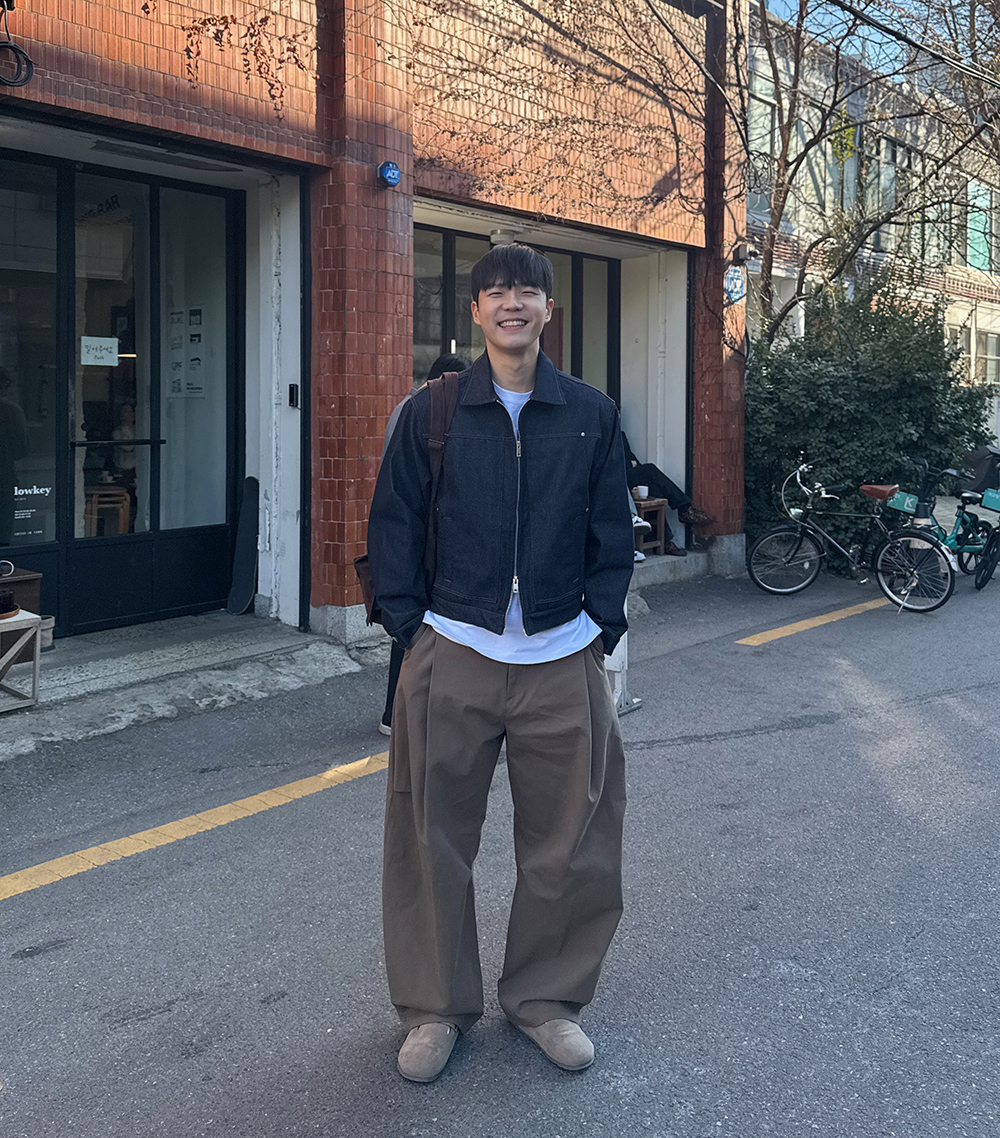 악세사리 모델 착용 이미지-S22L73