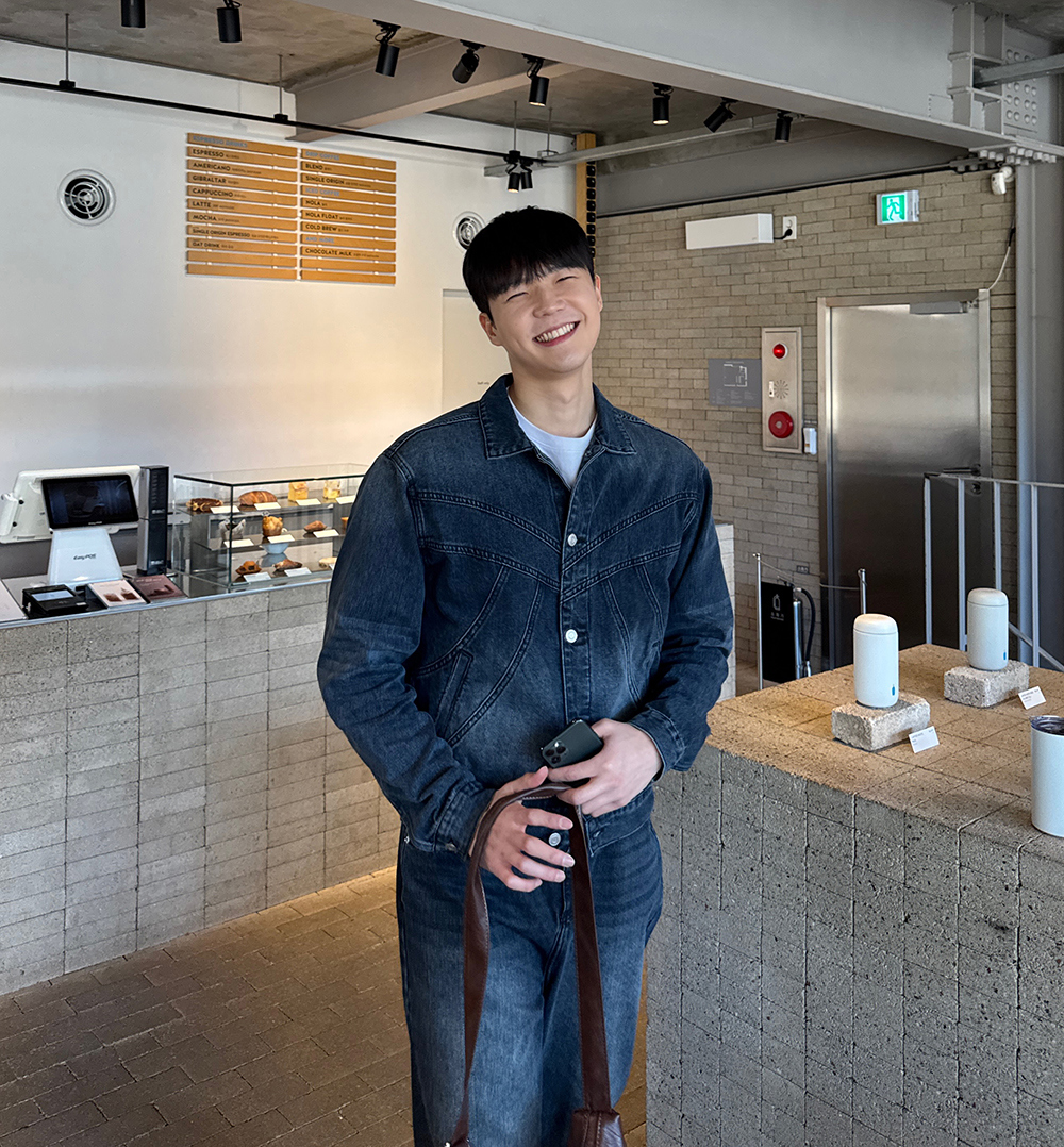 악세사리 모델 착용 이미지-S21L29