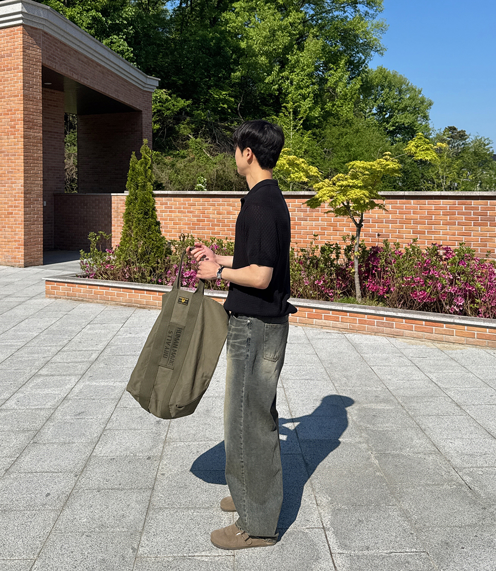 반팔 티셔츠 모델 착용 이미지-S50L28
