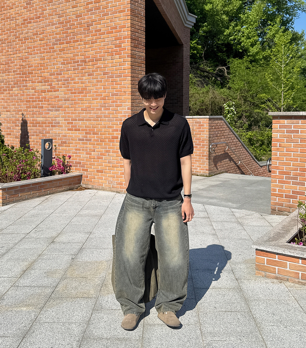 반팔 티셔츠 모델 착용 이미지-S50L18
