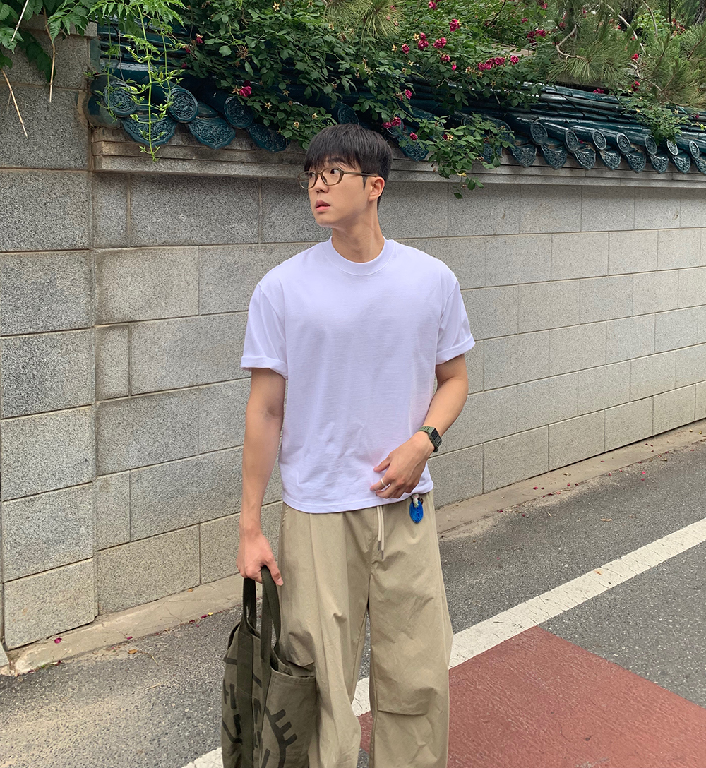 악세사리 모델 착용 이미지-S50L33