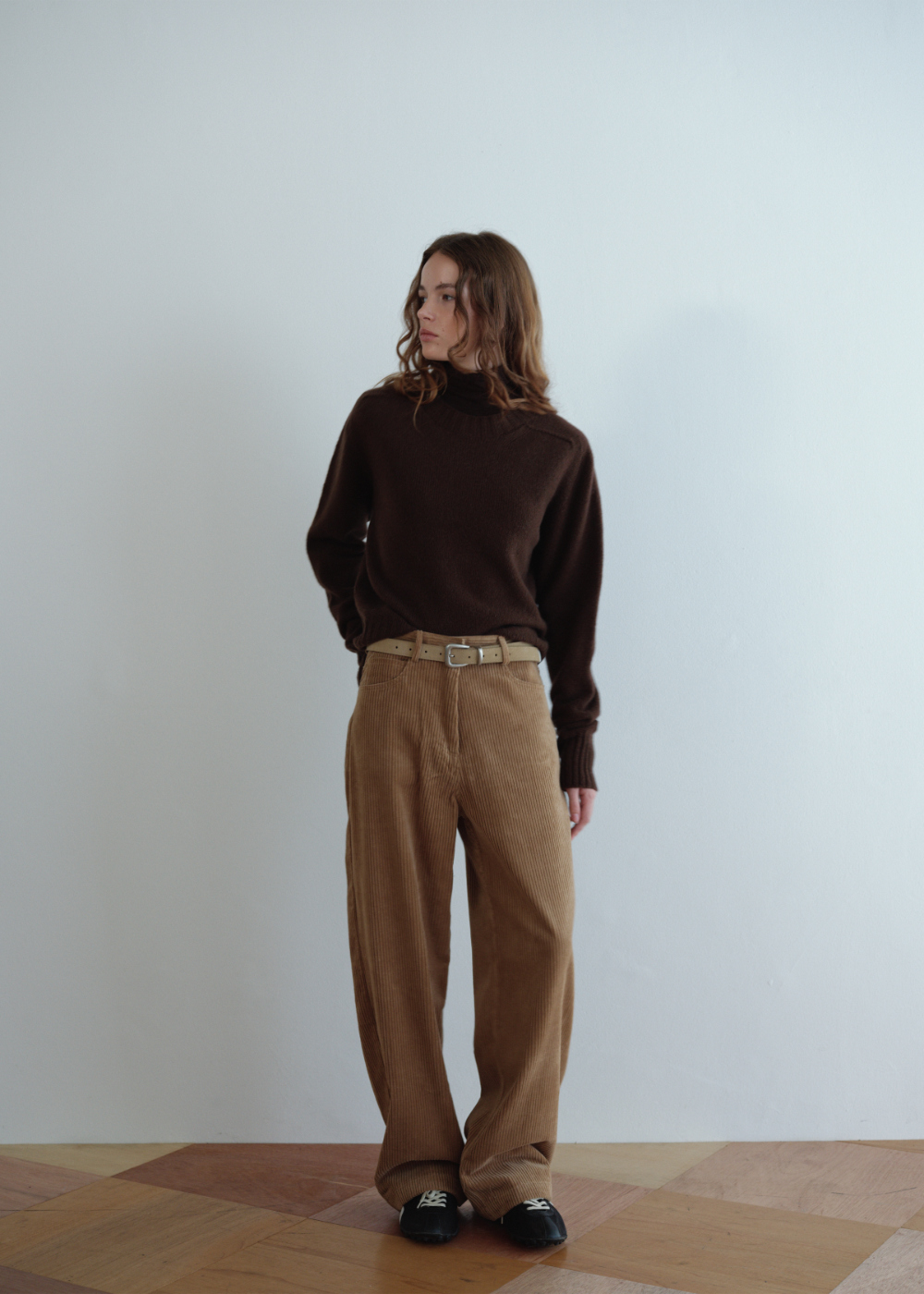 코트 모델 착용 이미지-S8L5