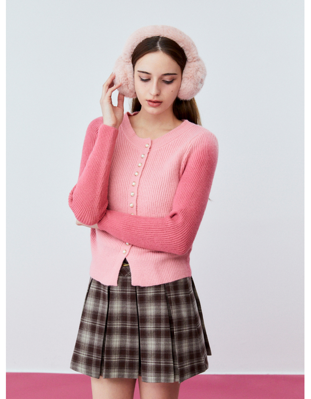 악세사리 모델 착용 이미지-S10L1