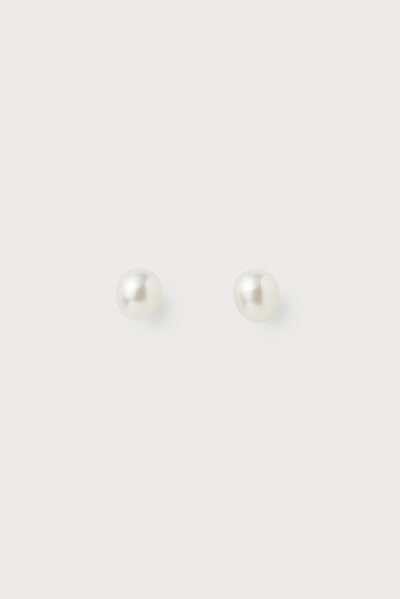 Oval Pearl Earrings, Small