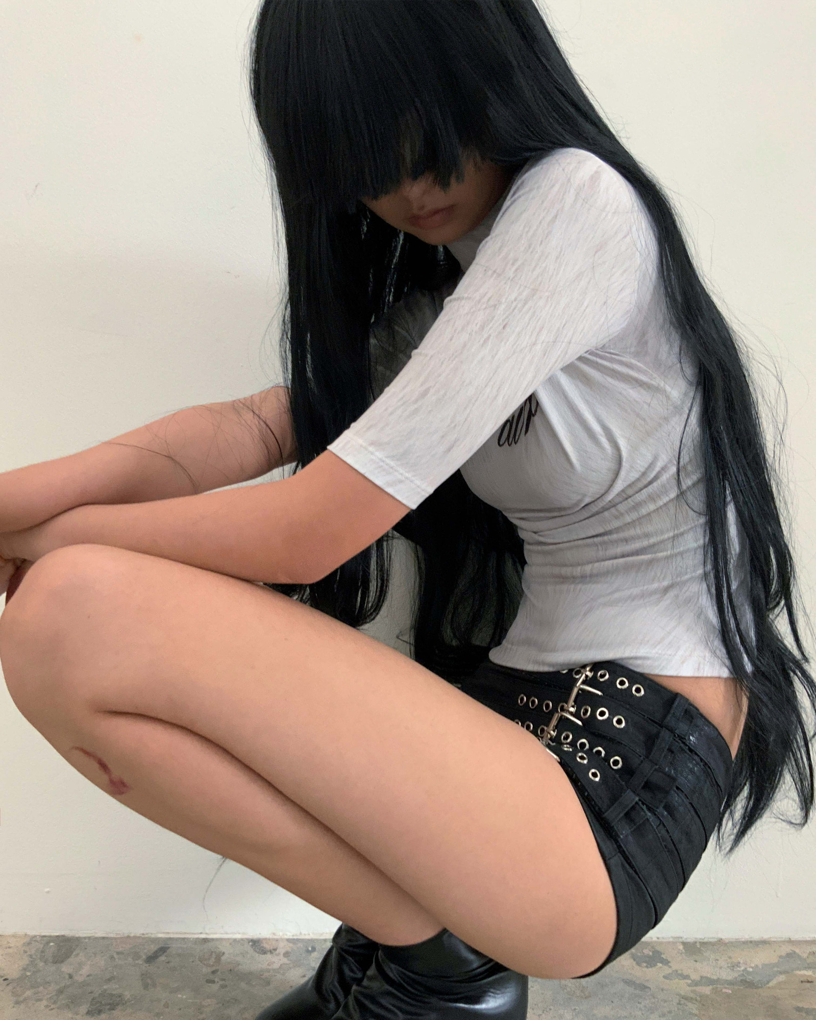 Pain mock neck top (Ivory) - bonnae
