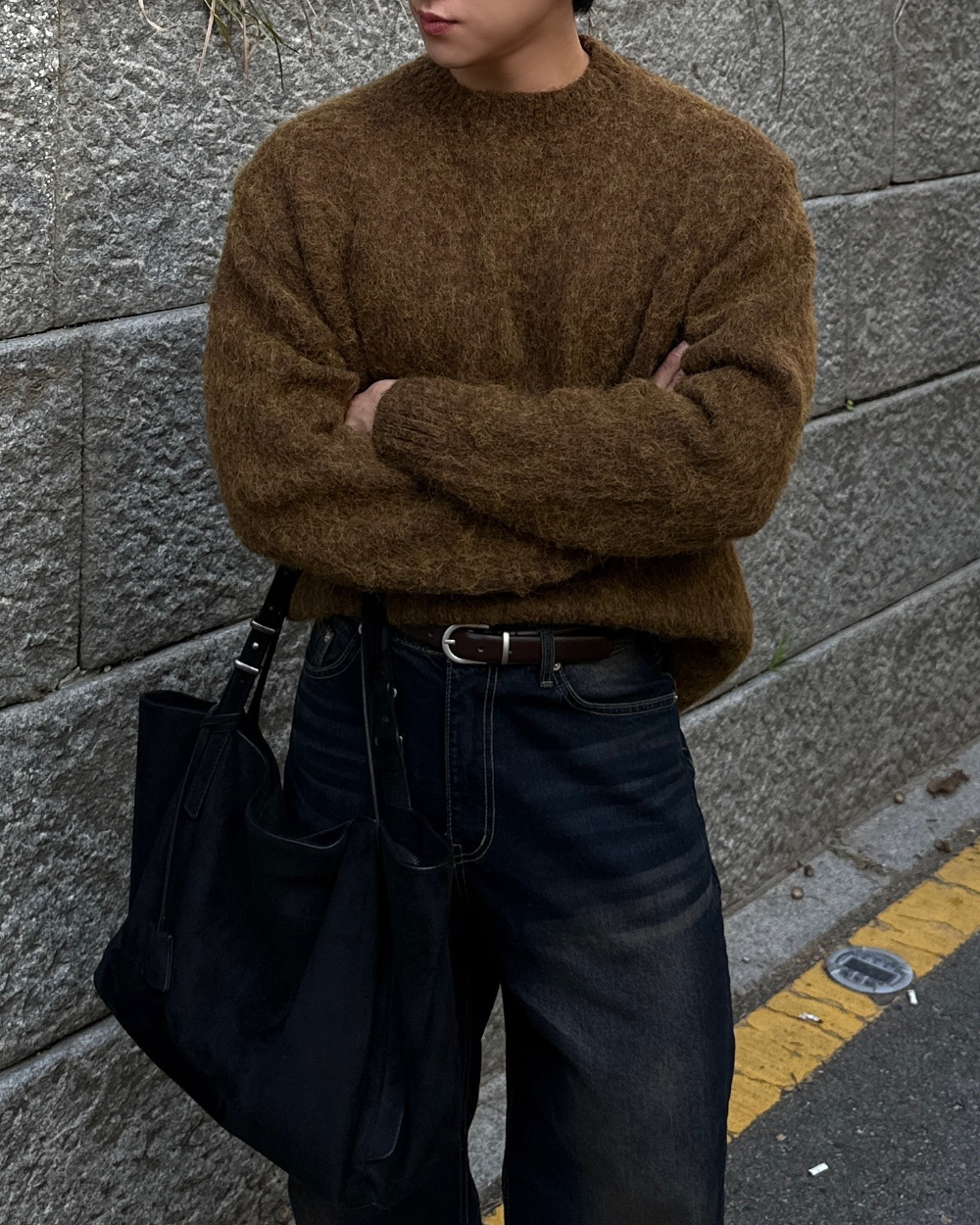 긴팔 티셔츠 모델 착용 이미지-S1L58