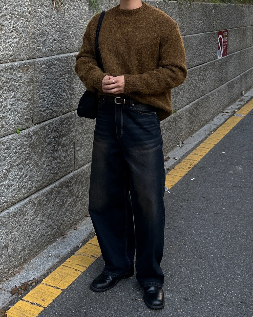 긴팔 티셔츠 모델 착용 이미지-S1L34