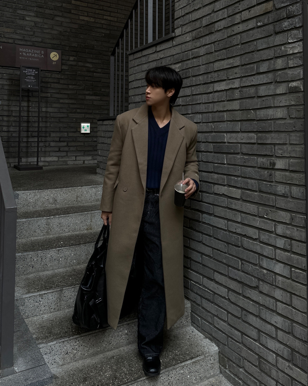 코트 모델 착용 이미지-S1L57