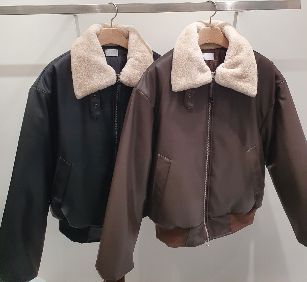 로이 퍼 카라 레더 봄버 (2c,1s)