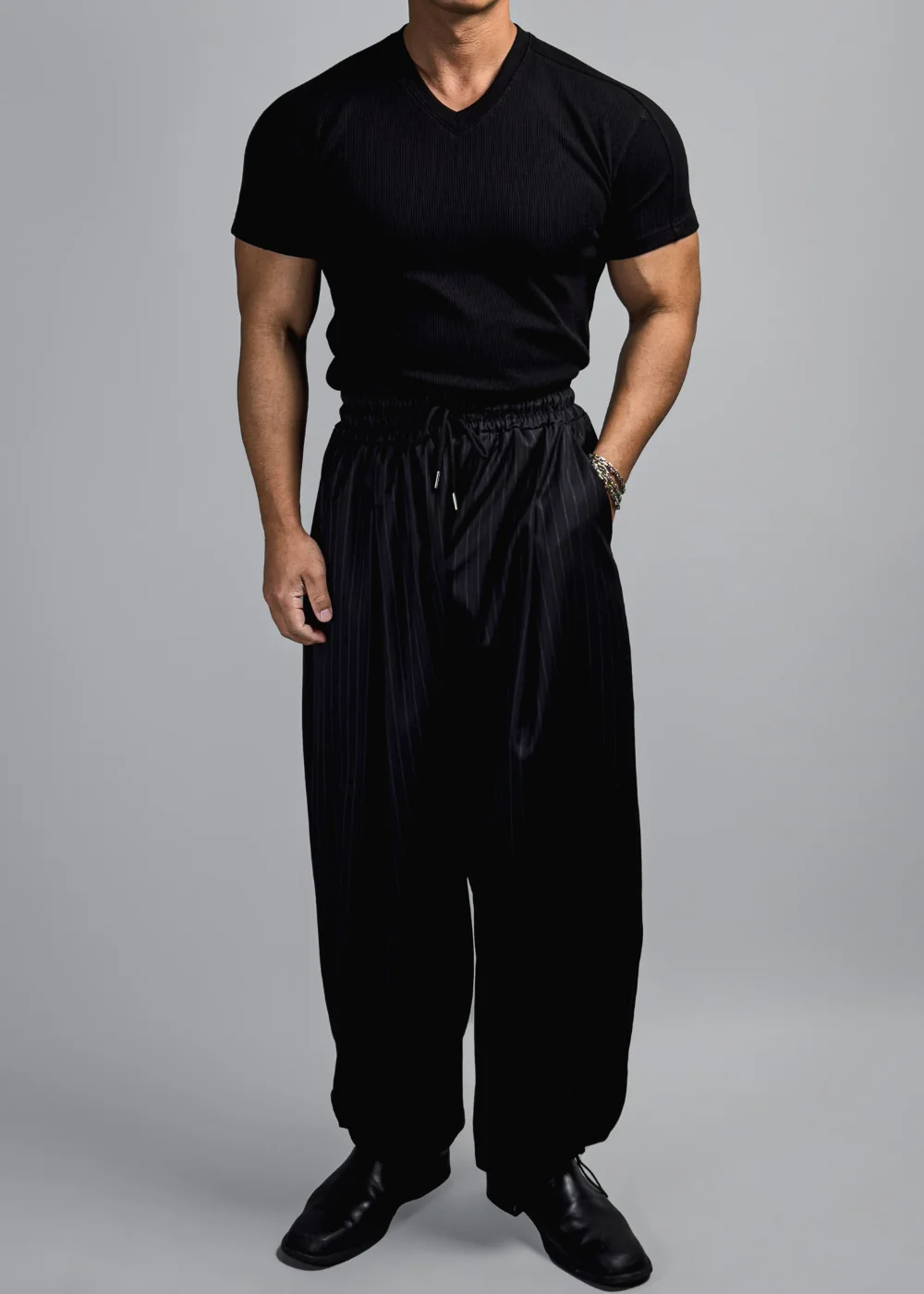 短袖T卹模特兒穿著圖片 - S1L29