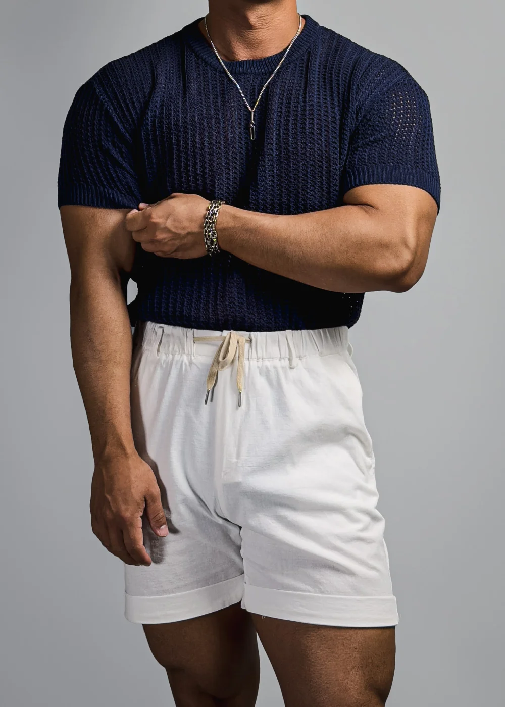 模特兒身穿短袖T卹 - S1L40