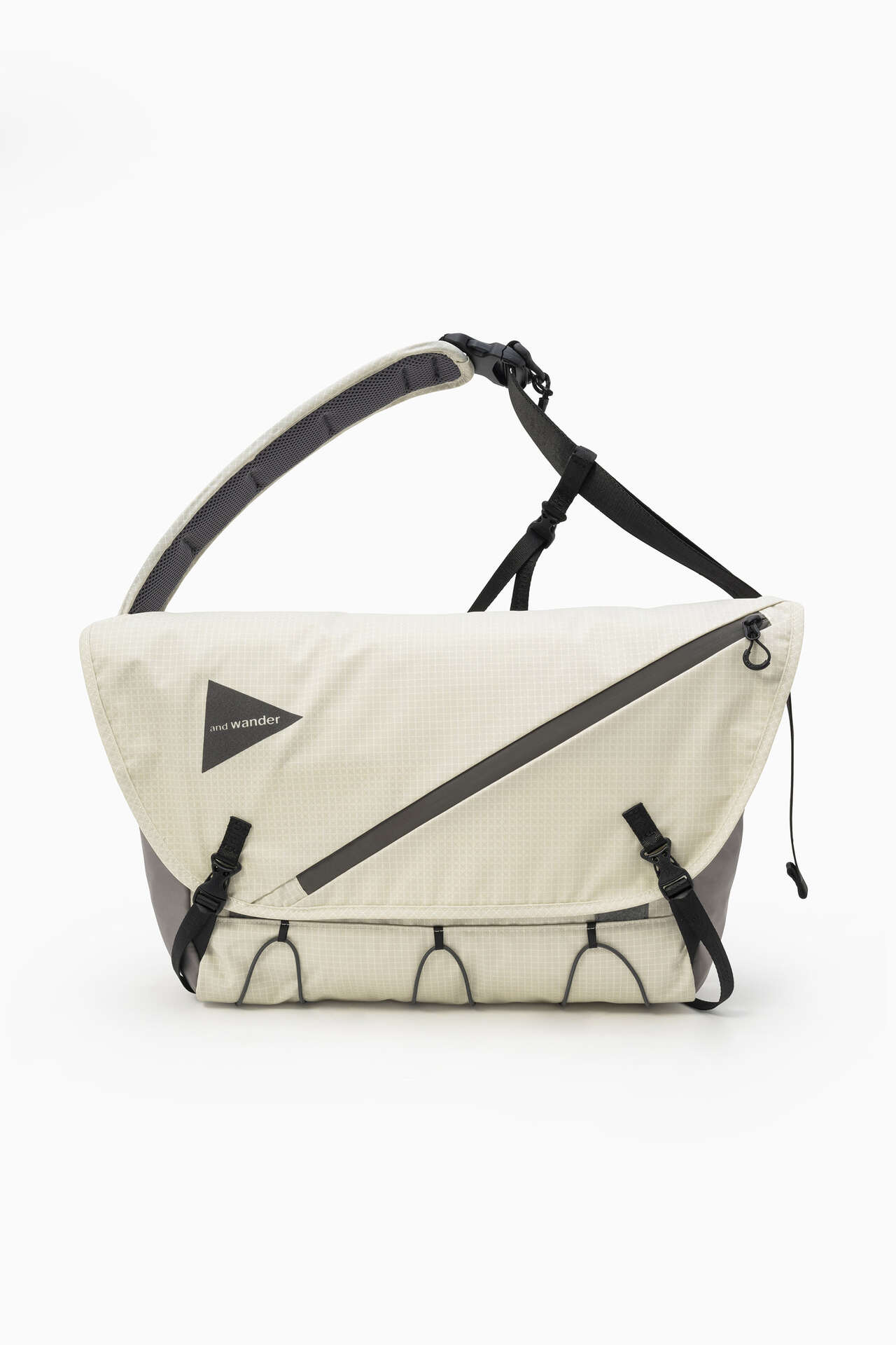 ocean rip messenger bag - and wander