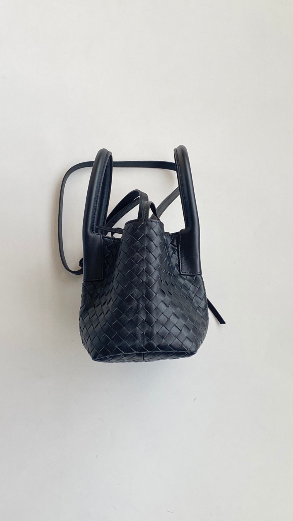 가방 차콜 색상 이미지-S1L12