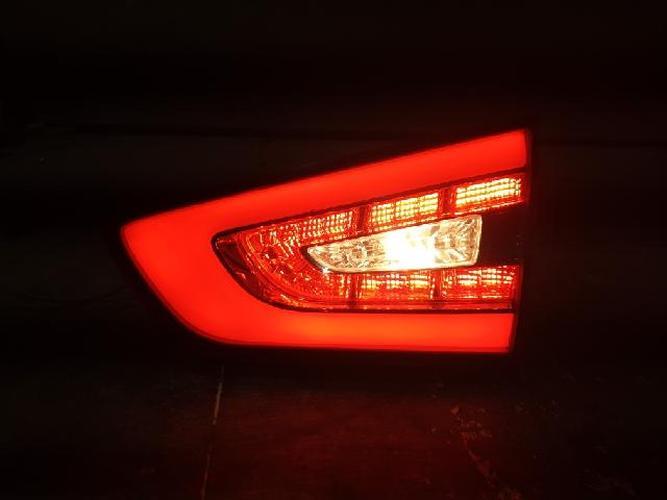 Tail Light Right (RH) Inner (tailgate) Kia K7 (2013–2014)